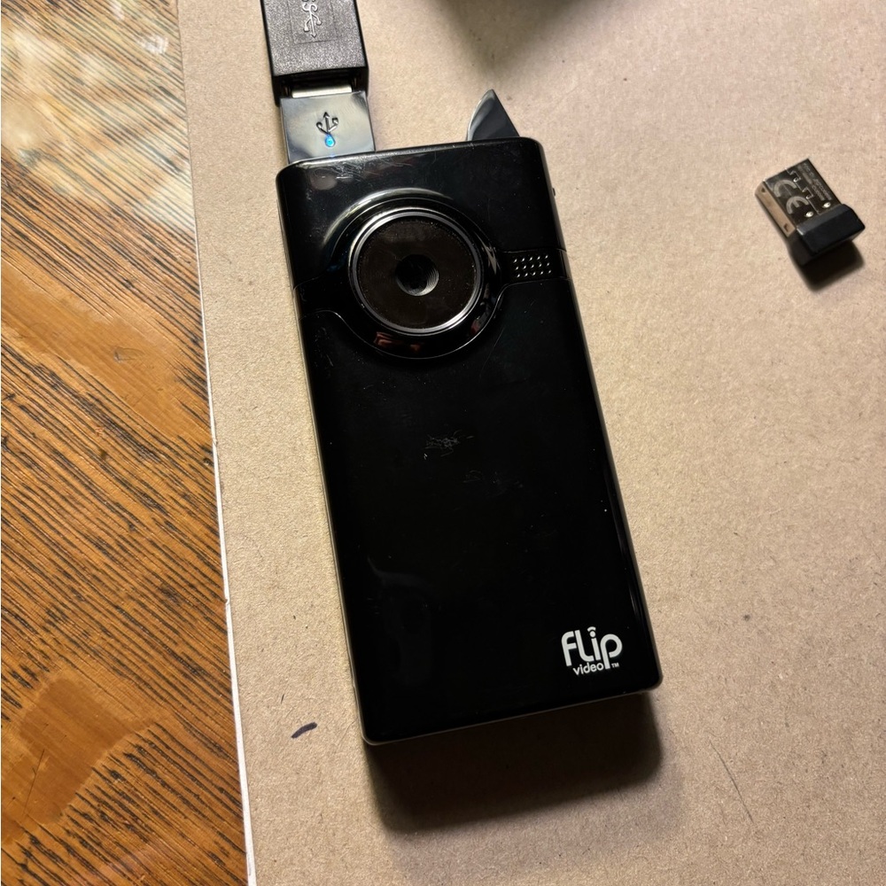 Flip Video Black Camcorder